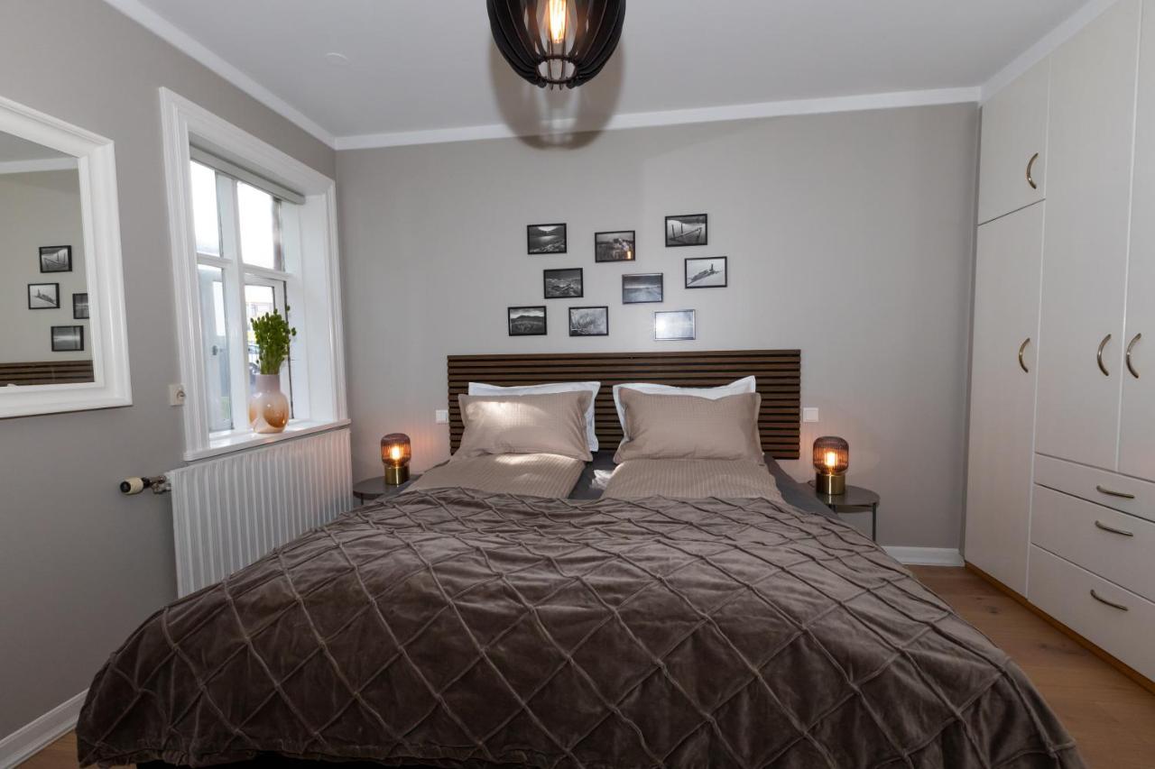 Lovely 2-Bedroom Apartment In Акурейри Екстериор снимка
