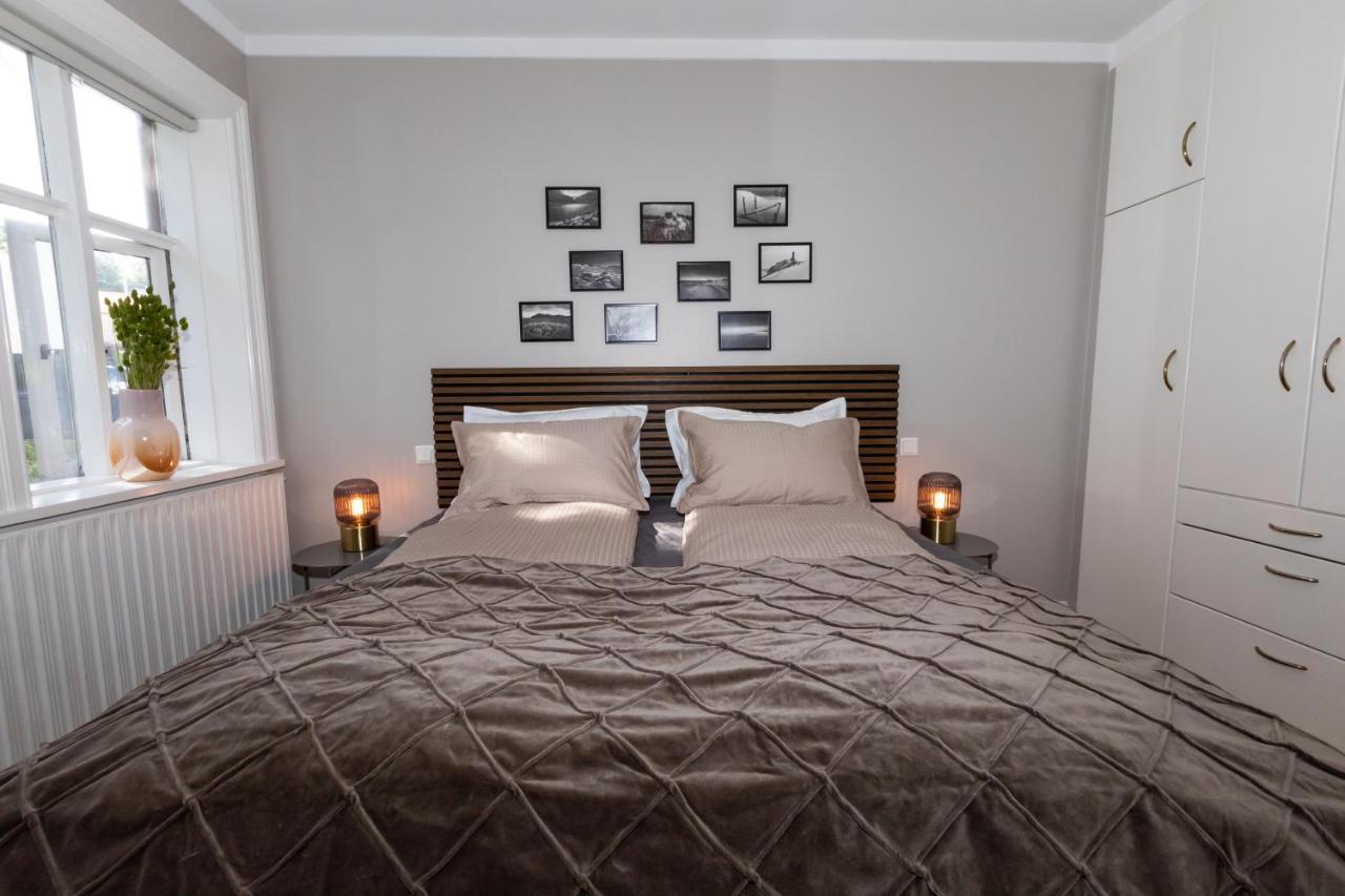 Lovely 2-Bedroom Apartment In Акурейри Екстериор снимка