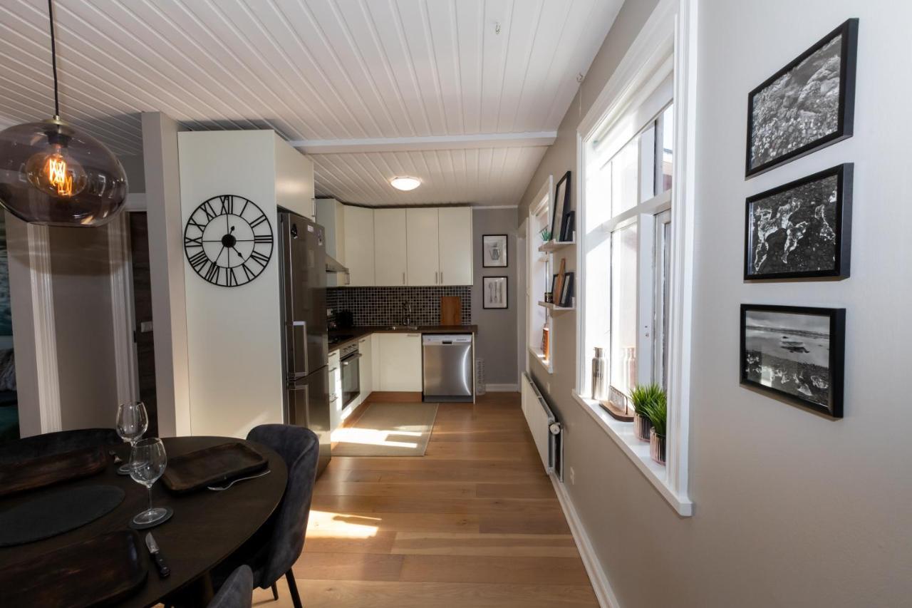 Lovely 2-Bedroom Apartment In Акурейри Екстериор снимка